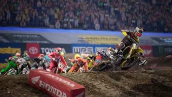 Monster Energy Supercross 03